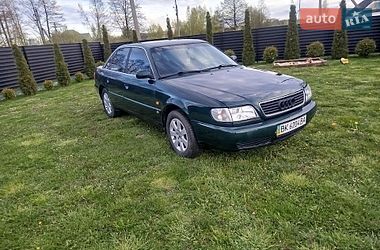 Седан Audi A6 1996 в Ратным