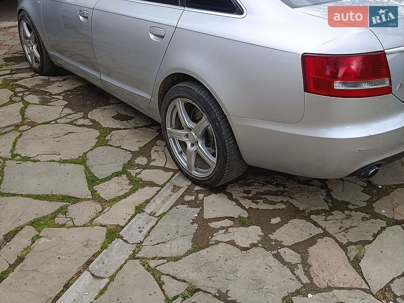 Седан Audi A6 2004 в Надворной