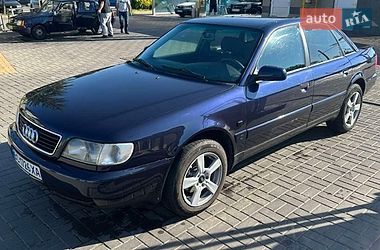 Седан Audi A6 1996 в Казатине