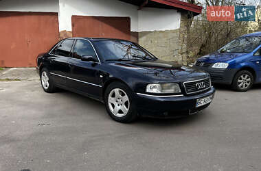 Седан Audi A8 2001 в Львові