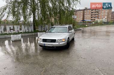 Седан Audi A8 1996 в Києві