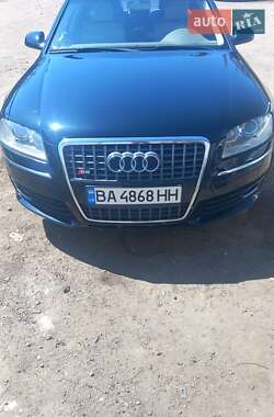 Седан Audi A8 2006 в Бершаді
