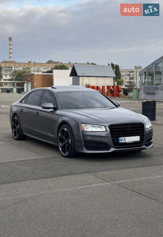 Седан Audi A8 2016 в Запоріжжі