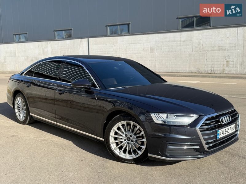 Седан Audi A8 2021 в Киеве