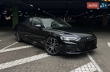 Седан Audi A8 2021 в Києві