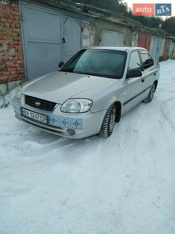 Седан Hyundai Accent 2005 в Славуті