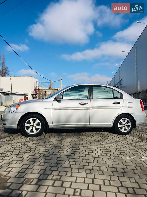 Седан Hyundai Accent 2009 в Одессе Седан Hyundai Accent 2009 в Одессе