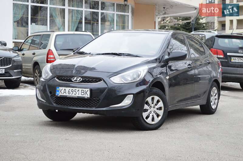 Седан Hyundai Accent 2018 в Киеве