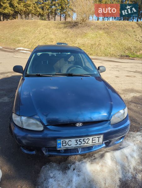 Лифтбек Hyundai Accent 1997 в Новом Роздоле
