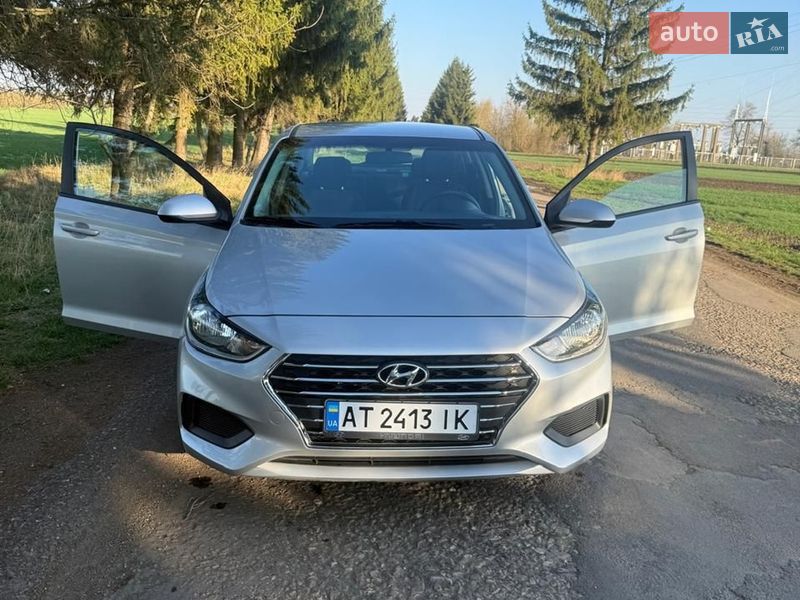 Седан Hyundai Accent 2022 в Коломые