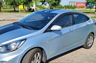 Седан Hyundai Accent 2011 в Нетешине