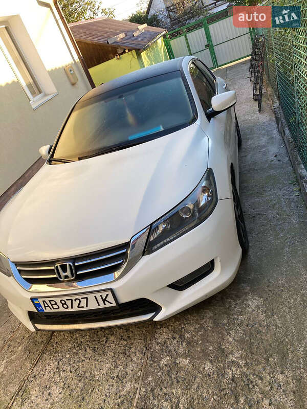 Седан Honda Accord 2015 в Вінниці