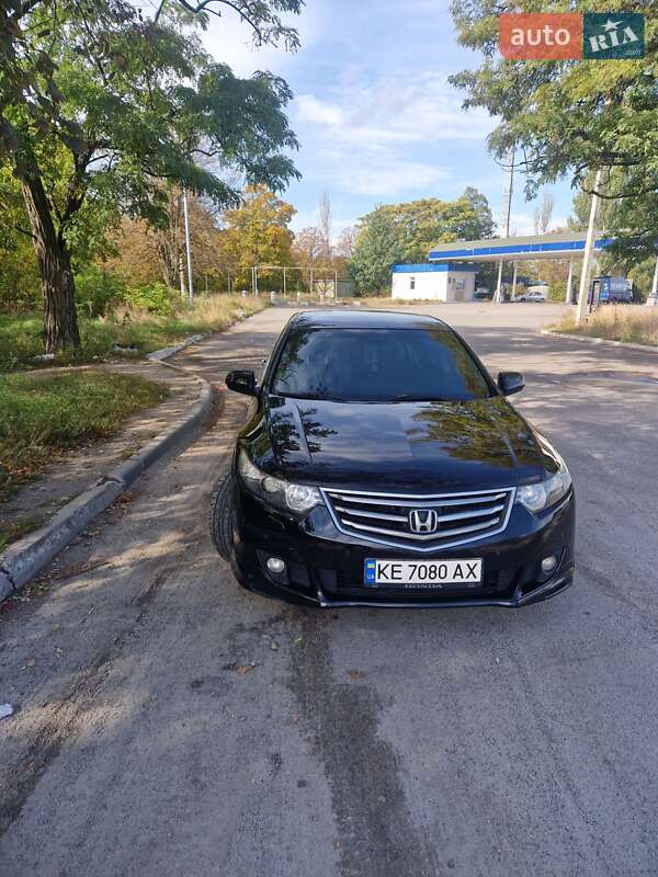 Седан Honda Accord 2010 в Днепре