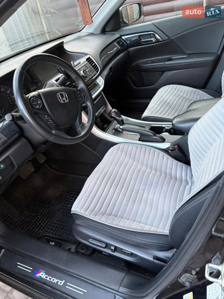 Седан Honda Accord 2015 в Киеве
