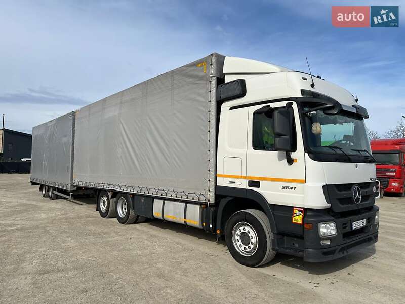 Тентований Mercedes-Benz Actros 2009 в Чернівцях