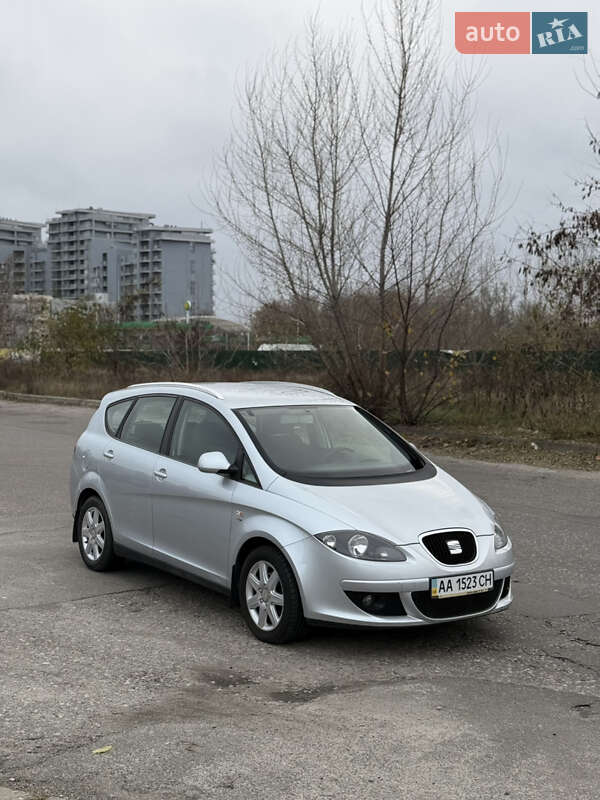 Мінівен SEAT Altea XL 2008 в Києві