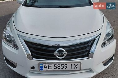Седан Nissan Altima 2012 в Новомосковске