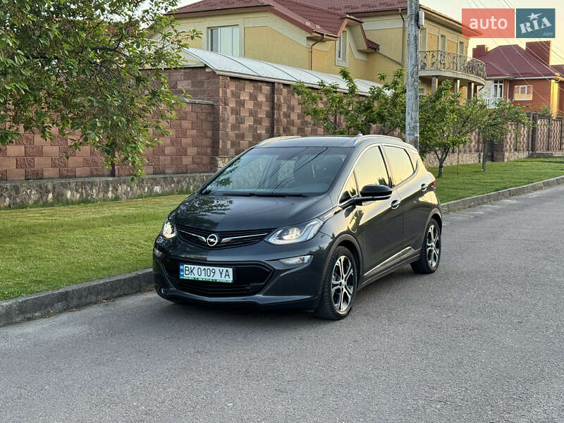 Хэтчбек Opel Ampera-e 2017 в Ровно
