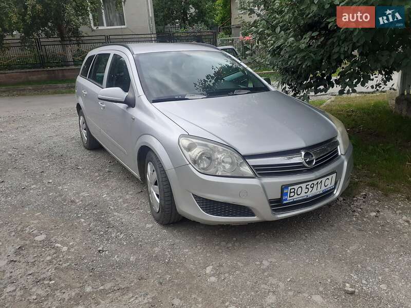 Универсал Opel Astra 2007 в Лановцах