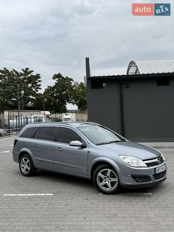 Универсал Opel Astra 2005 в Могилев-Подольске Универсал Opel Astra 2005 в Могилев-Подольске