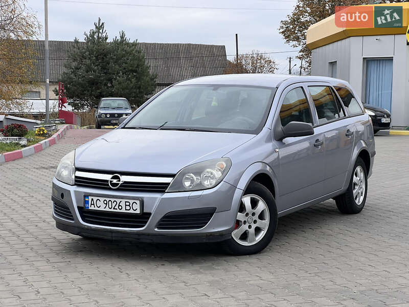 Универсал Opel Astra 2006 в Рожище
