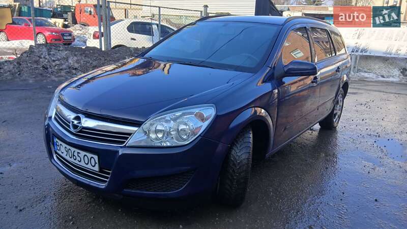 Универсал Opel Astra 2008 в Тернополе