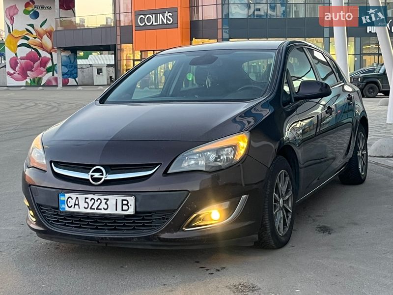 Хэтчбек Opel Astra 2012 в Киеве Хэтчбек Opel Astra 2012 в Киеве