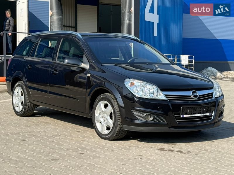 Универсал Opel Astra 2007 в Ровно Универсал Opel Astra 2007 в Ровно
