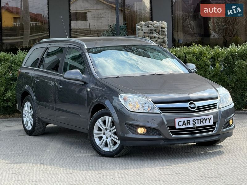 Универсал Opel Astra 2010 в Стрые Универсал Opel Astra 2010 в Стрые