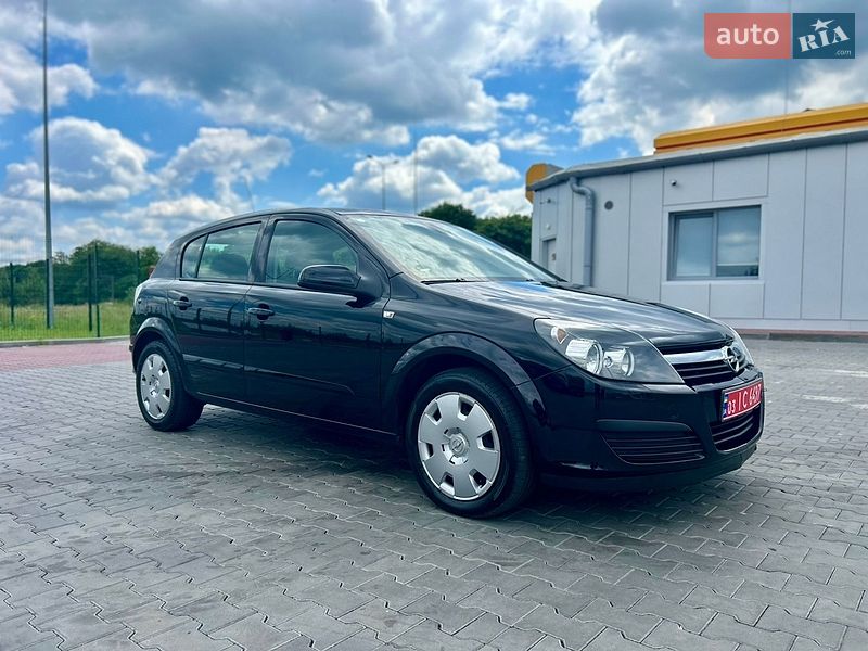 Хэтчбек Opel Astra 2006 в Луцке