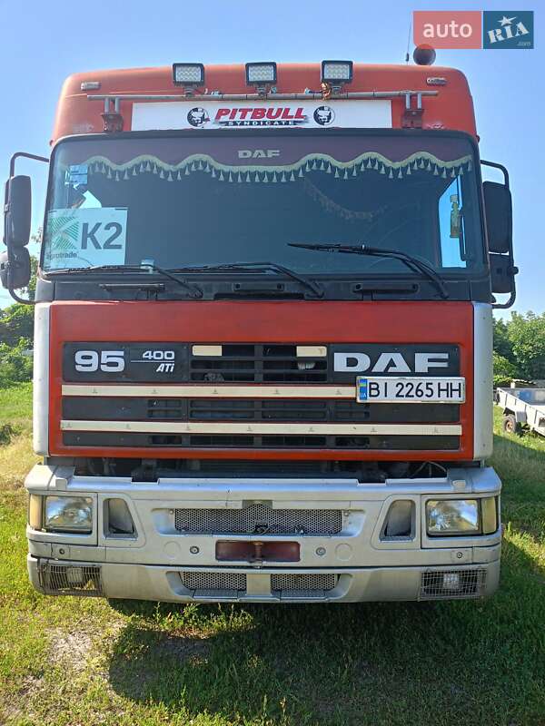 Зерновоз DAF ATI 1990 в Гадяче Зерновоз DAF ATI 1990 в Гадяче