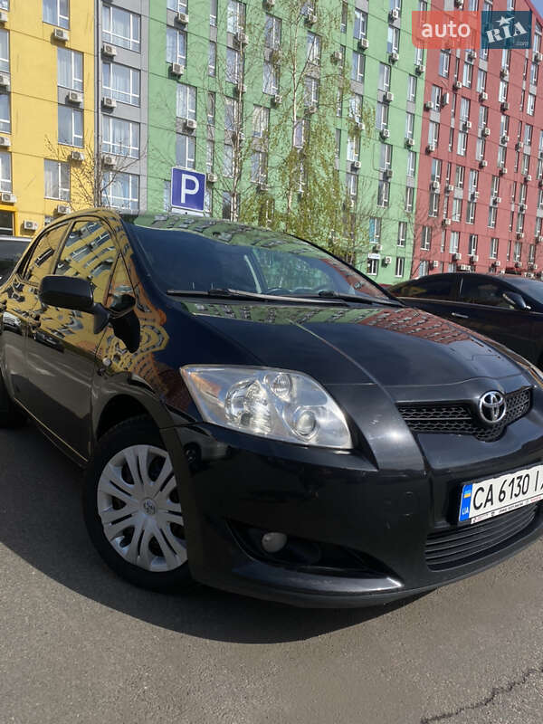 Хэтчбек Toyota Auris 2007 в Киеве Хэтчбек Toyota Auris 2007 в Киеве