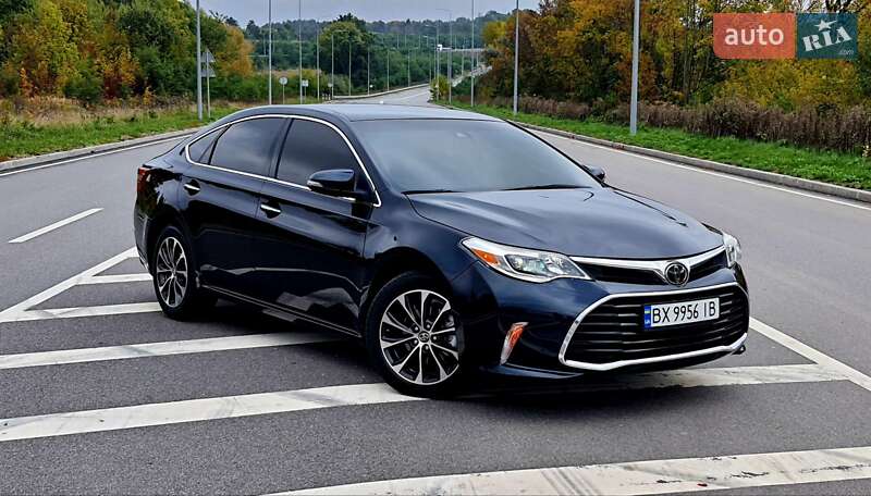 Седан Toyota Avalon 2018 в Хмельницком Седан Toyota Avalon 2018 в Хмельницком
