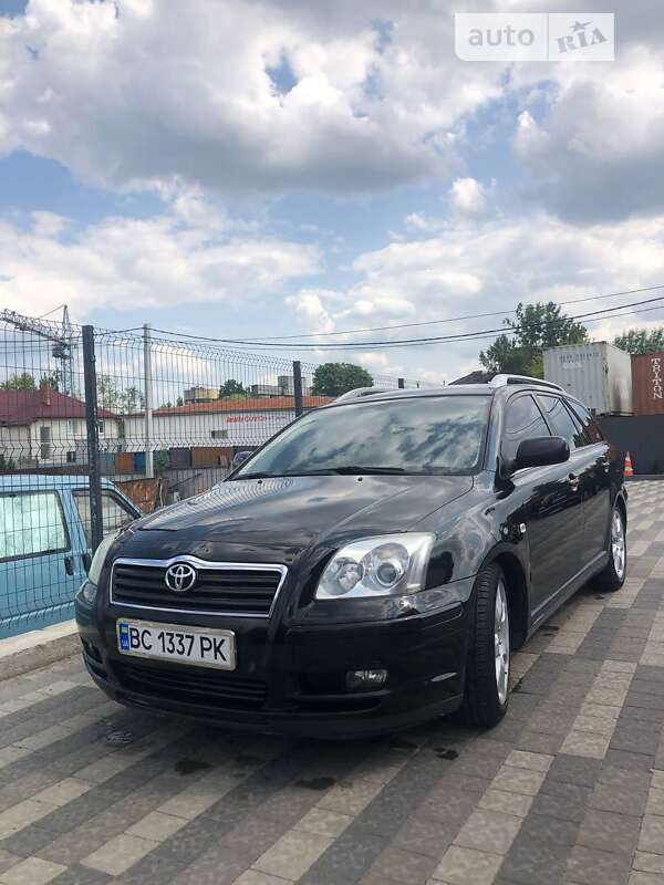 Универсал Toyota Avensis 2004 в Львове
