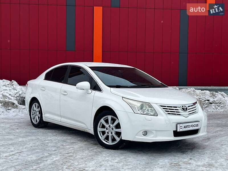 Седан Toyota Avensis 2012 в Киеве Седан Toyota Avensis 2012 в Киеве