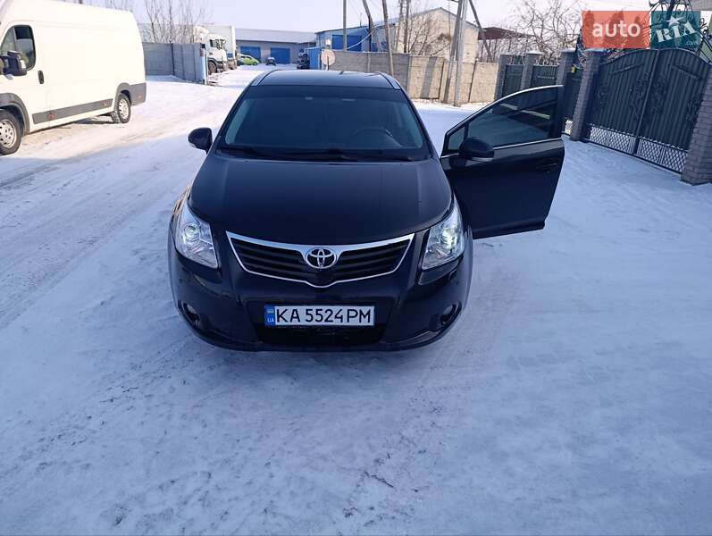 Универсал Toyota Avensis 2011 в Ярошевке