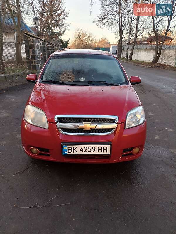 Седан Chevrolet Aveo 2008 в Радивилове