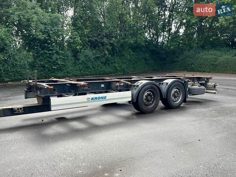 Контейнеровоз Krone AZ 2016 в Чернівцях Контейнеровоз Krone AZ 2016 в Чернівцях