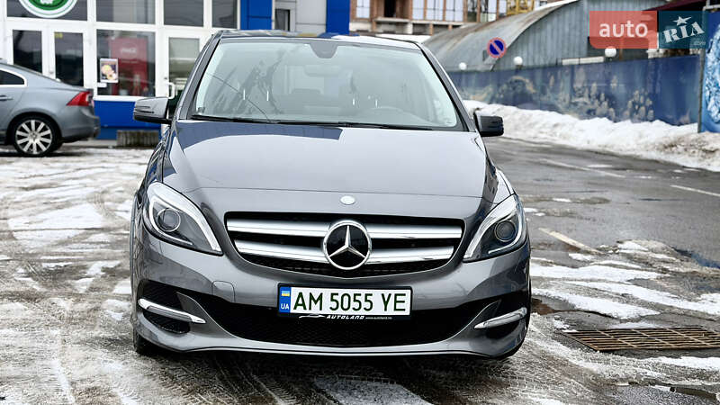 Хэтчбек Mercedes-Benz B-Class 2016 в Житомире Хэтчбек Mercedes-Benz B-Class 2016 в Житомире