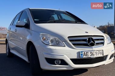 Хетчбек Mercedes-Benz B-Class 2010 в Кривому Розі