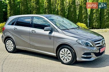 Хетчбек Mercedes-Benz B-Class 2016 в Рівному