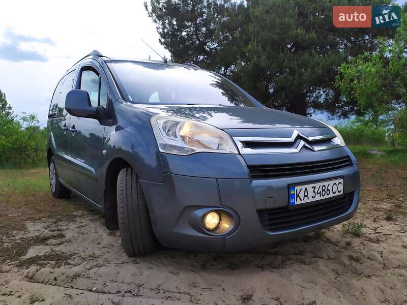 Минивэн Citroen Berlingo 2011 в Киеве Минивэн Citroen Berlingo 2011 в Киеве