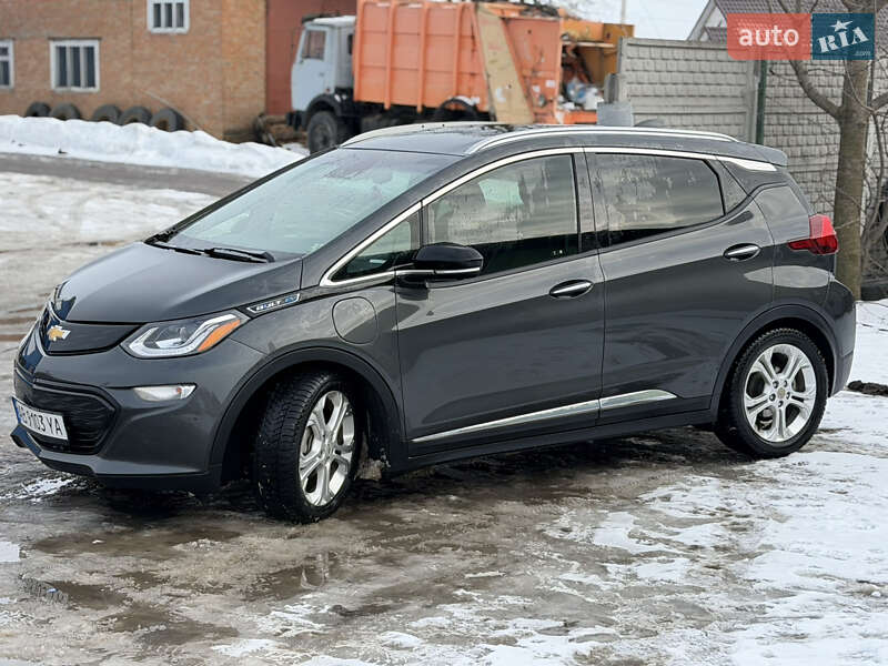 Хэтчбек Chevrolet Bolt EV 2020 в Виннице Хэтчбек Chevrolet Bolt EV 2020 в Виннице