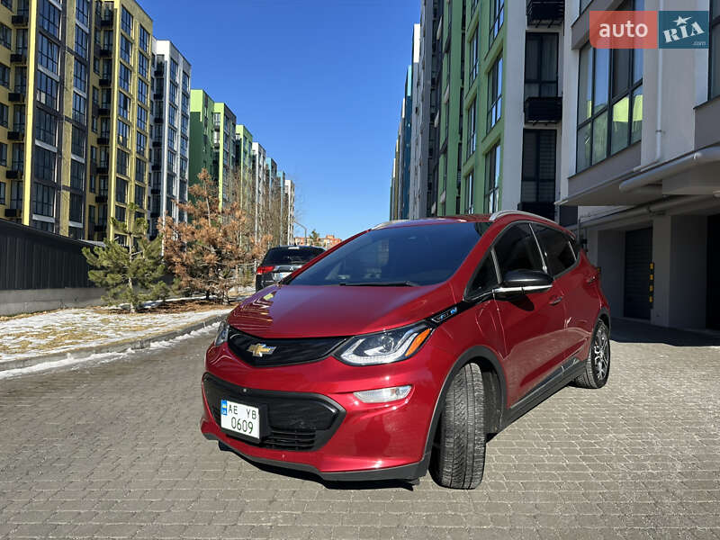 Хэтчбек Chevrolet Bolt EV 2017 в Днепре