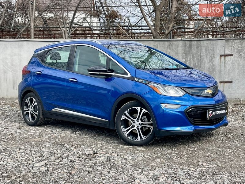 Хэтчбек Chevrolet Bolt EV 2019 в Киеве