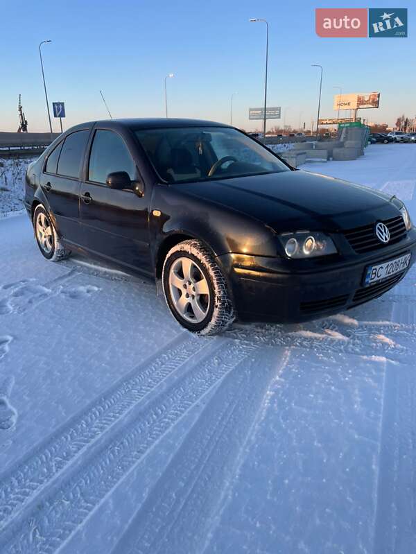 Седан Volkswagen Bora 1999 в Львові