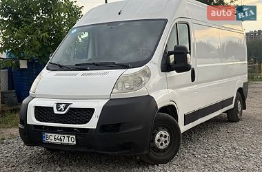 Вантажний фургон Peugeot Boxer 2012 в Львові