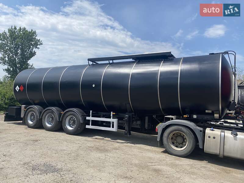 Цистерна Hendricks BPW 1992 в Надворной