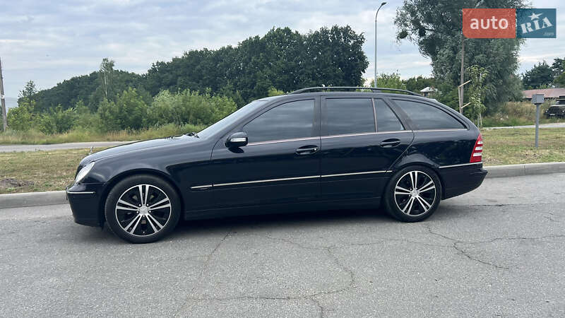Универсал Mercedes-Benz C-Class 2007 в Киеве