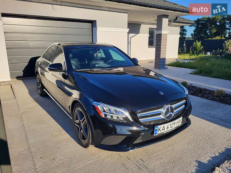 Седан Mercedes-Benz C-Class 2018 в Киеве